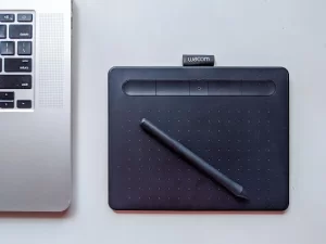 Wacom drawing tablet | CyberCrew